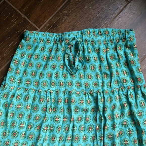 Beautiful boho skirt! Size M - Picture 2 of 3