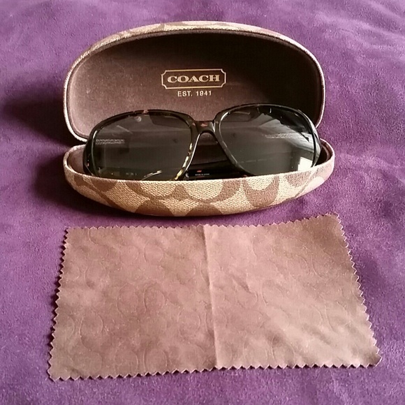 ~Authentic Coach Case & Cloth~