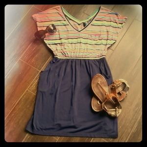 Adorable colorful dress! Size Small