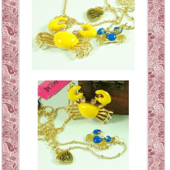 Gina's closet Yellow Crab Two Row Necklace - Picture 3 of 4