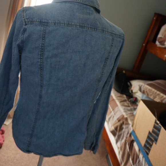 Jean jacket/shirt - Picture 2 of 2