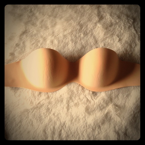 NWOT Adhesive Bra