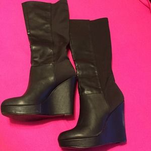 Really cute wedge boots