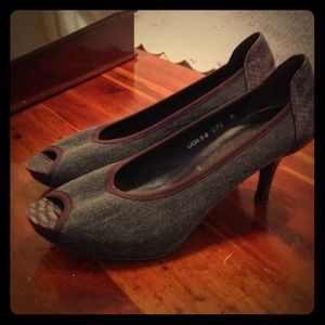 Donald pliner heels size 7m