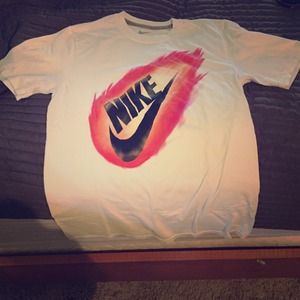 Nike t shirt