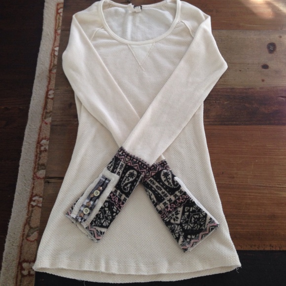 ⭐️Hold for Tat2kitn⭐️ EUC Hippie Cuff Thermal.