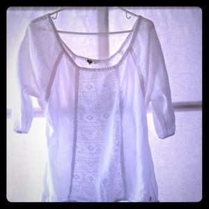 Adorable xs white cotton Roxy BOHO blouse