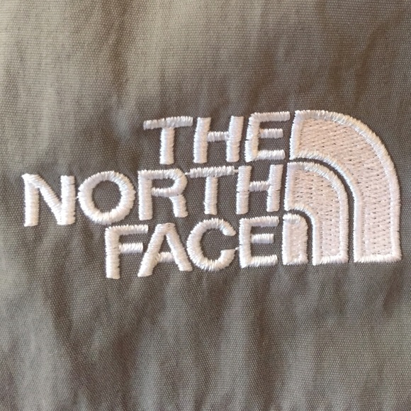 North face Women's Denali Hoodie in Grey - Picture 4 of 4