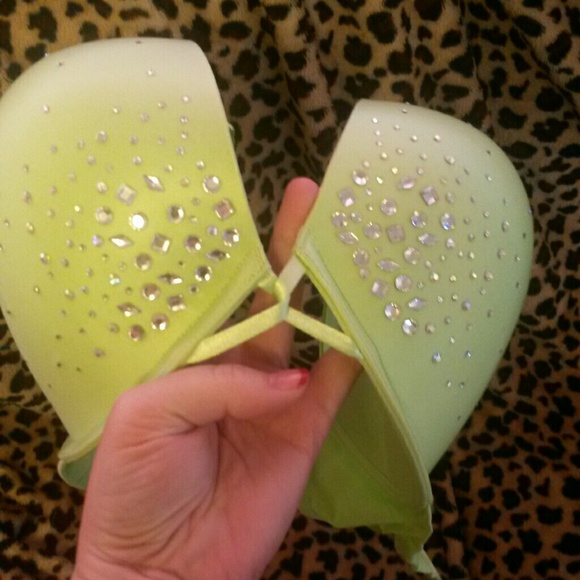 HOLDING for @amberleeceleste