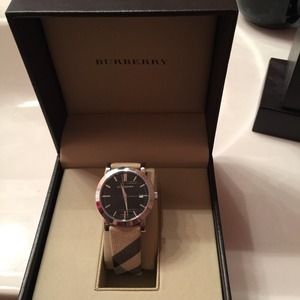 Burberry woman's watch