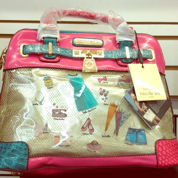 SOLD.....Authentic Nicole Lee