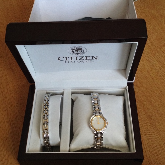 Citizen watch and bracelet - Picture 1 of 4