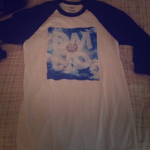 Baseball cut shirt