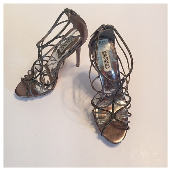 Badgley Mischka Strappy Metallic Pewter Heels - Picture 2 of 7