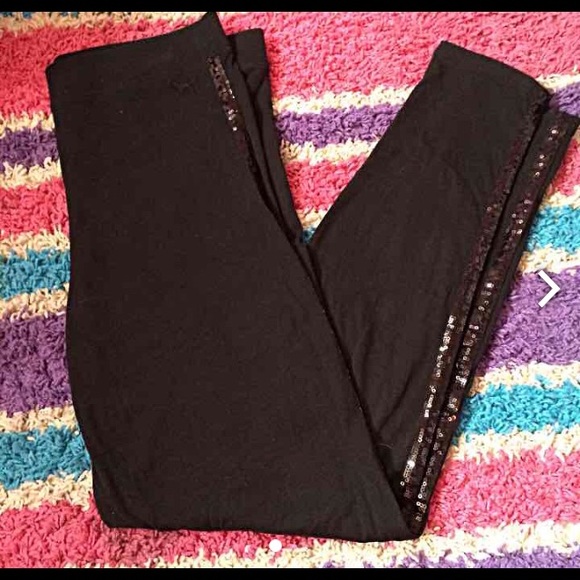 VS PINK LEGGINGS