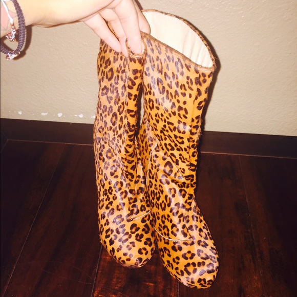 Leopard boots.. - Picture 2 of 4
