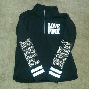 **2 hour sale**Quarter zip cheetah pullover