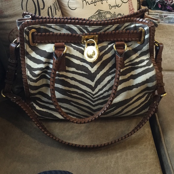 Michael Kors Handbags - Michael Kors Canvas large Tote