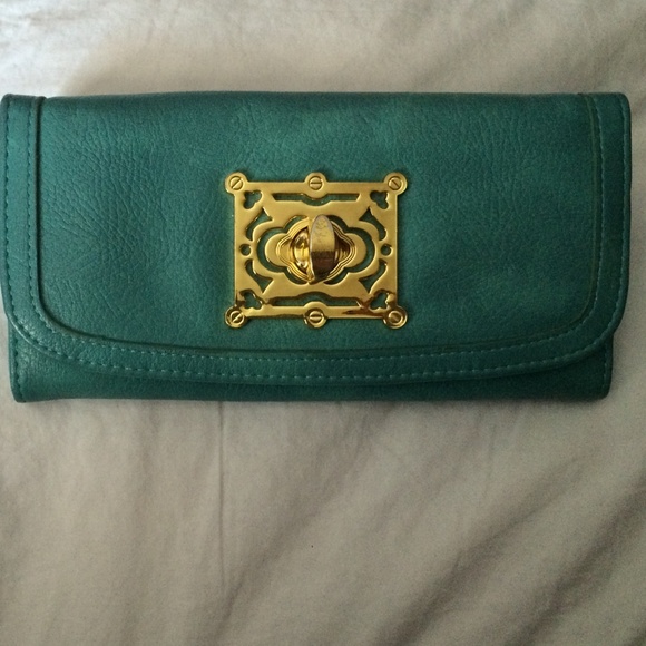 Turquoise wallet