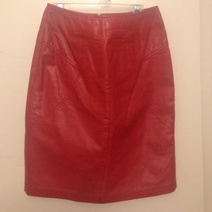 Vintage red leather skirt 🌹