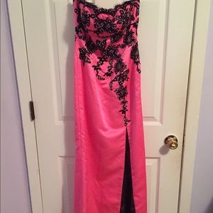 Size 2 Prom Dress/Ball Gown