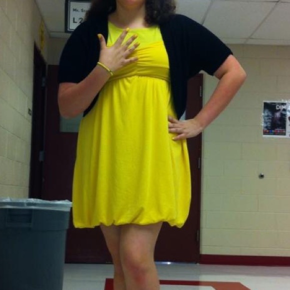 Yellow Dress 🎉sale✨