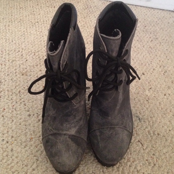 Sexy black denim ankle boots | heel 6" - Picture 2 of 3