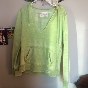 V neck sweatshirt/sweater