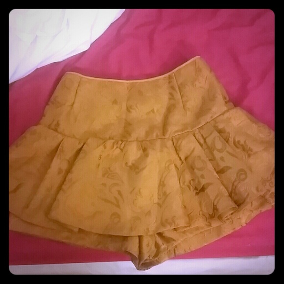 Skirt with shorts inside