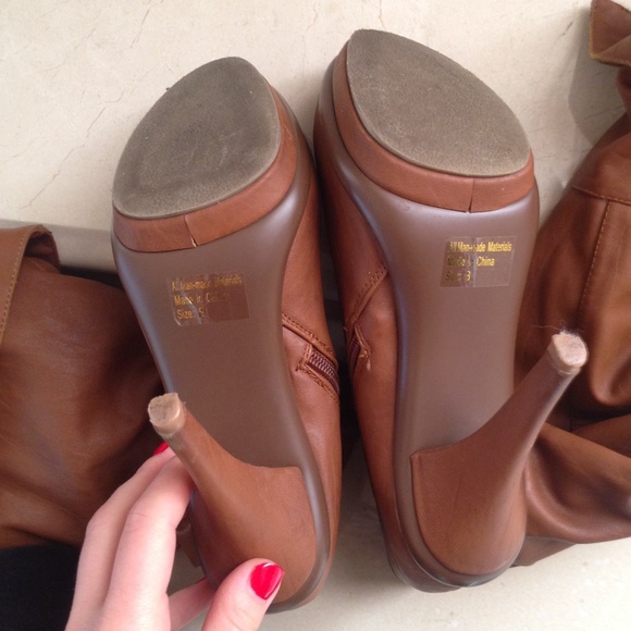 Light brown boots - Picture 3 of 4