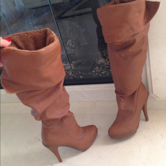 Light brown boots - Picture 4 of 4