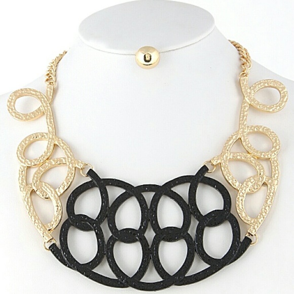 Two Tone Swirl Statement Necklace Set