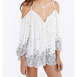 NWOT Urban Outfitters Blouse