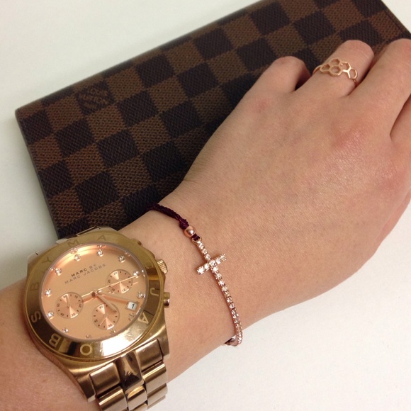 fashion cross rose gold bracelet