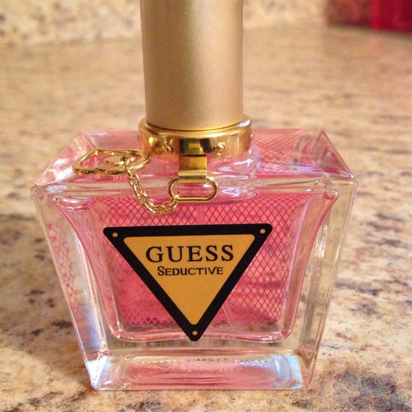 Guess seductive like new only a few sprays out