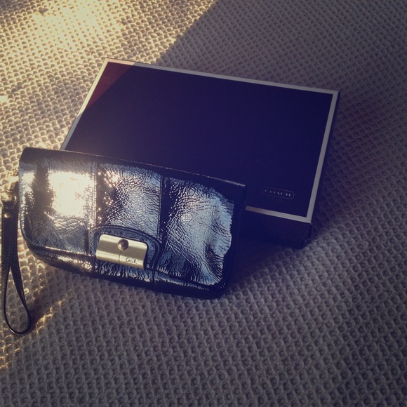 Black patent leather Coach clutch