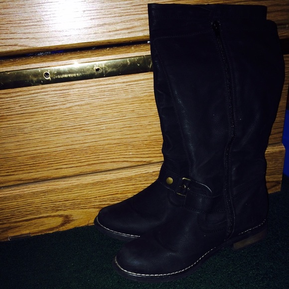 Black leather boots - Picture 2 of 2