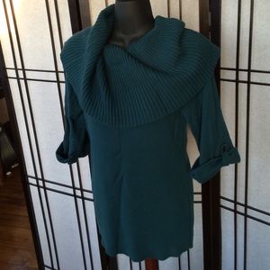 Kenneth Cole green cowl neck sweater