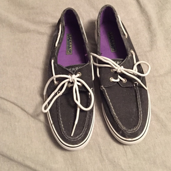 Women's sperrys size 8