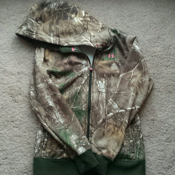 Under armor camo zipper hoodie