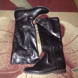 American Eagle Outfitters (Rider Boots)