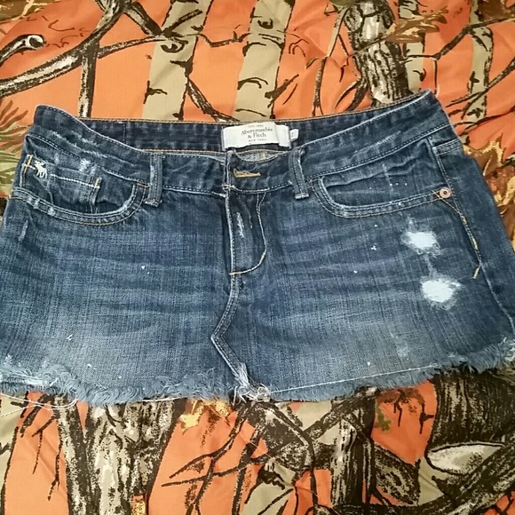 Size 2 Abercrombie & Fitch skirt