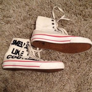 Juicy "smells like couture" high top sneakers