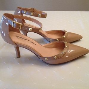 Beige D'Orsay pumps