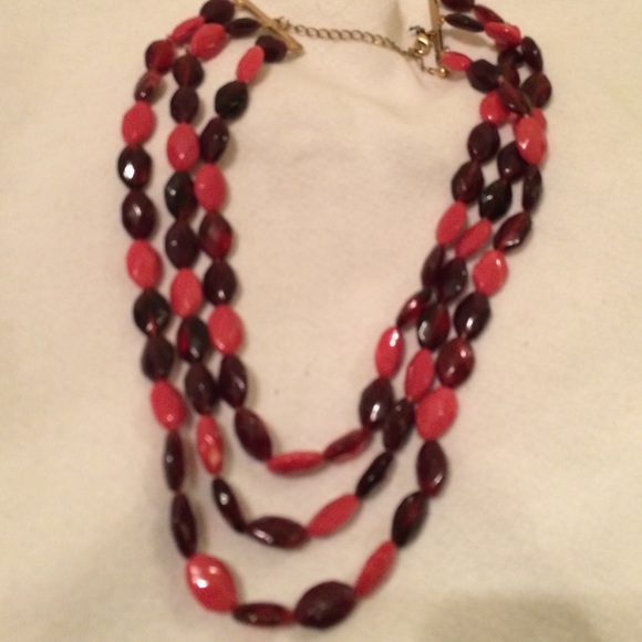 Vintage 60's necklace.