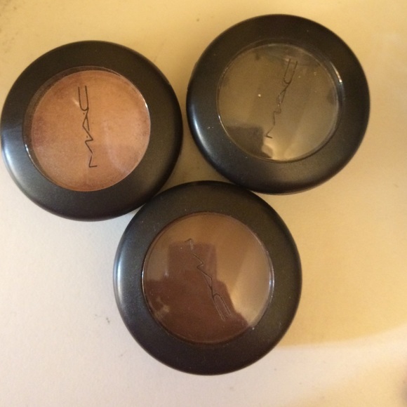 Mac eyeshadows