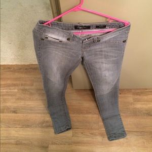 Skinny jeans