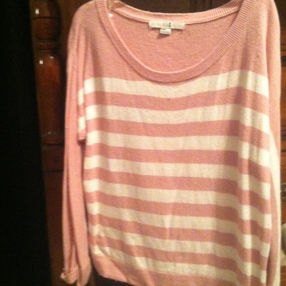 Forever 21 Sweaters - Light pink sweater from Forever 21!!