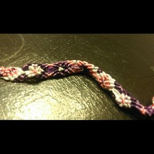 Bracelet or anklet