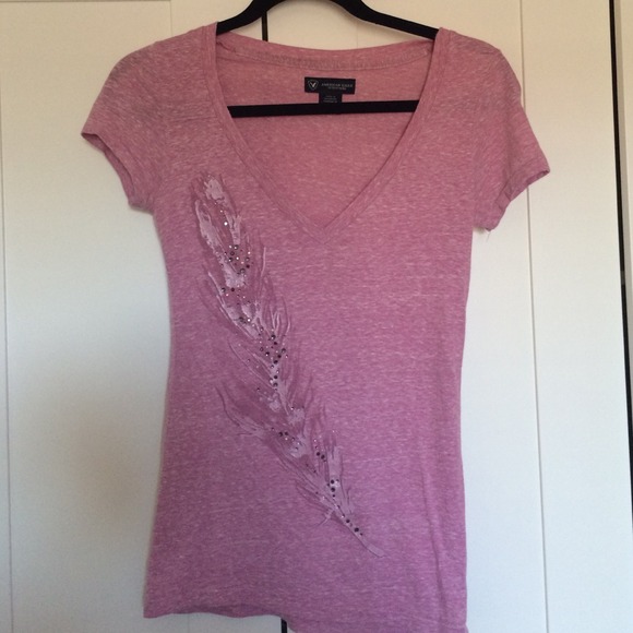 Little purple American eagle t shirt
